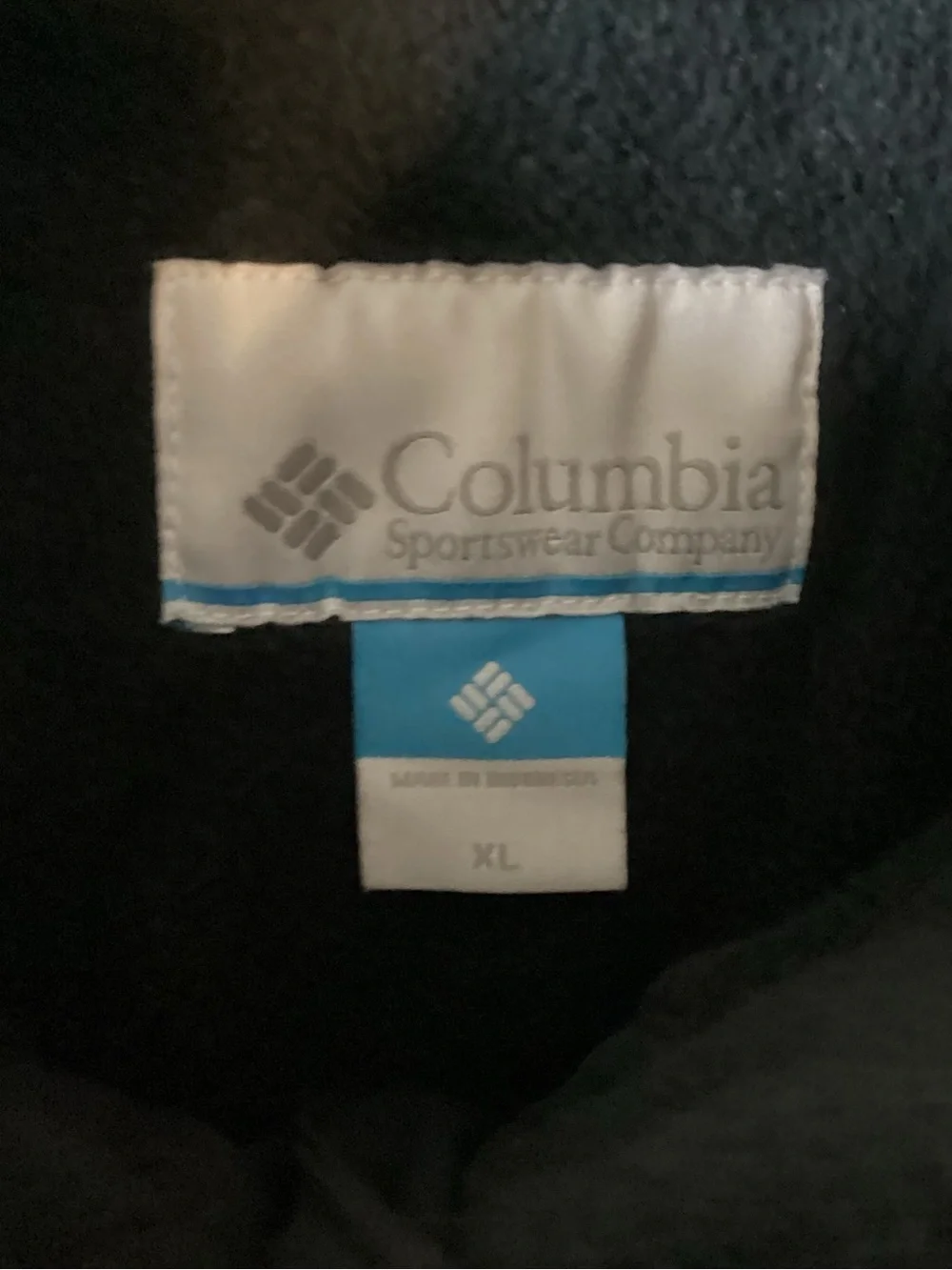 Columbia Men's Black Insulated Full-Zip Performance Jacket